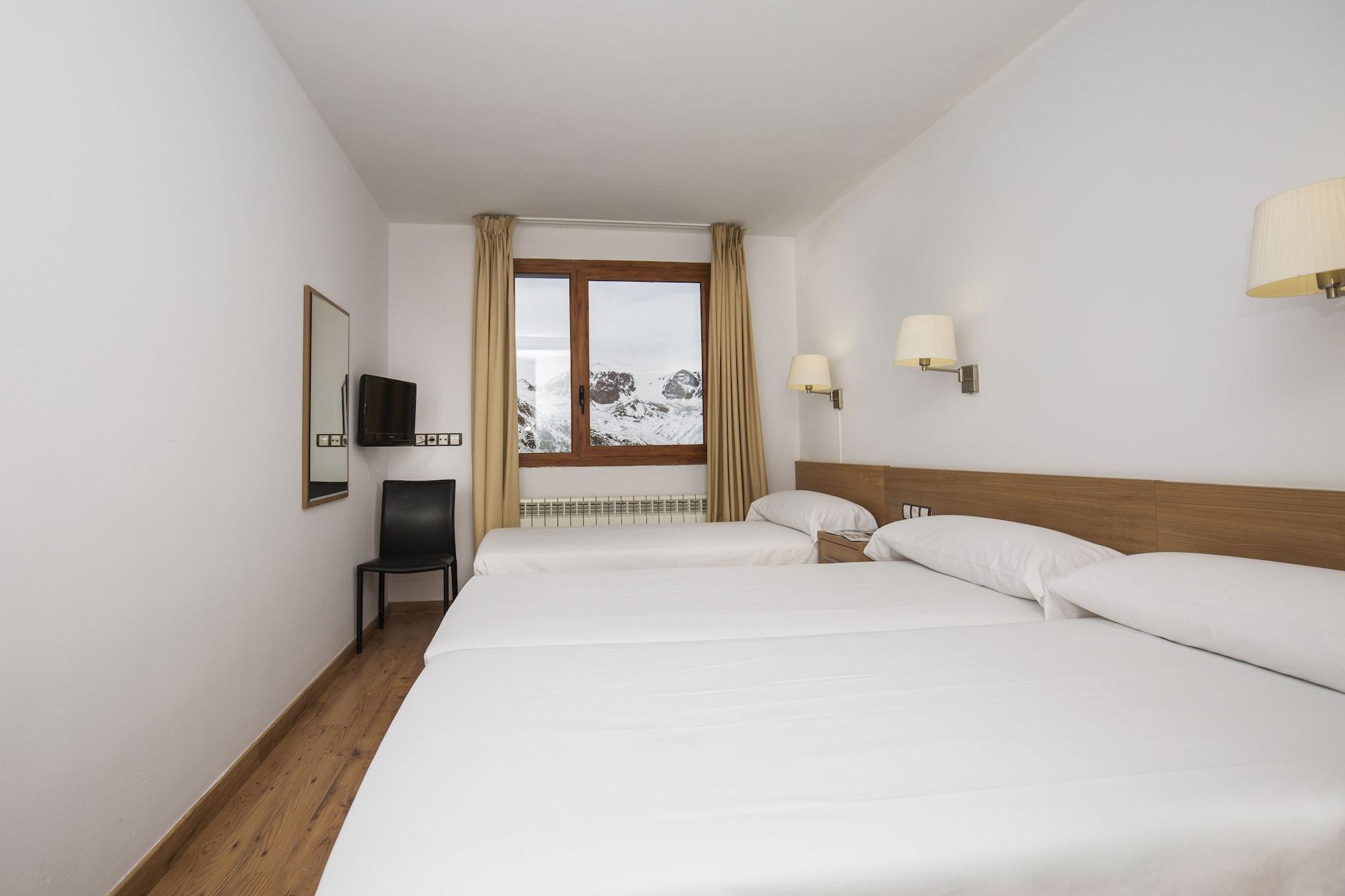 Hotel Catalunya Ski Pas De La Casa Luaran gambar